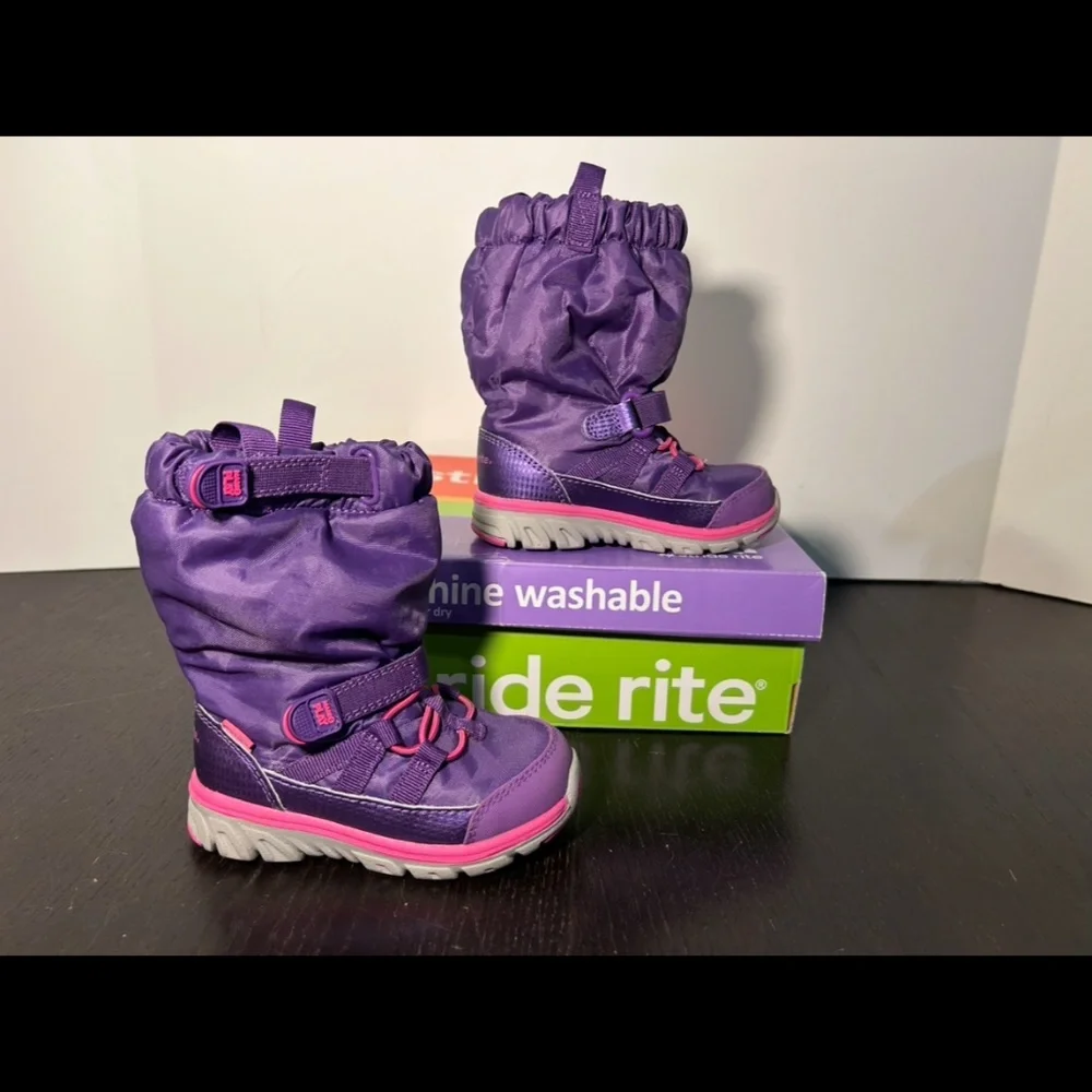Stride Rite Made2Play Insulated Sneaker Snow Boots Purple Toddler Girls 6M